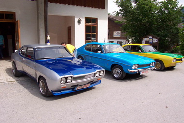 Drei gepflegte Ford Capri I
Three well-maintained Ford Capri I
Trois Ford Capri I bien entretenues